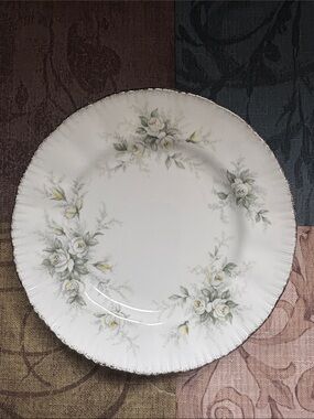 🤴Vintage Paragon ‘First Love’ 5 Bread and Butter Plates.